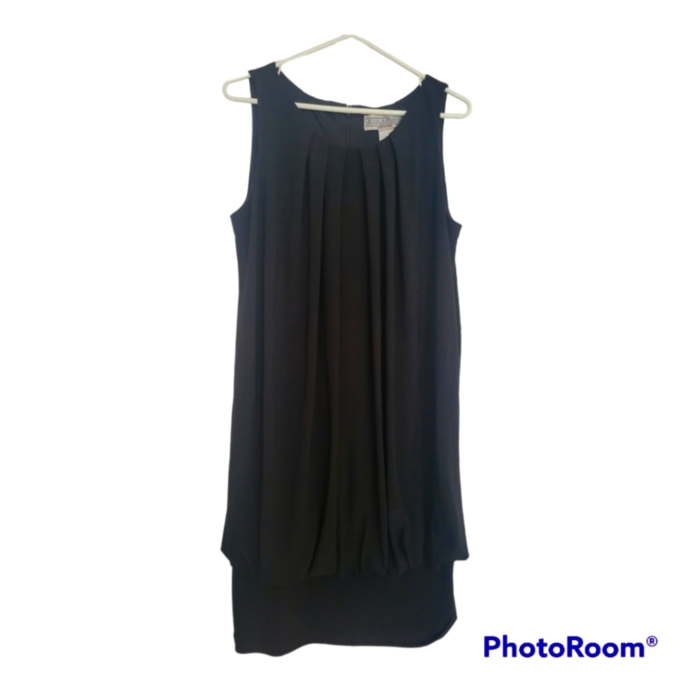 Jessica Howard Black Mini Dress. Size 12.